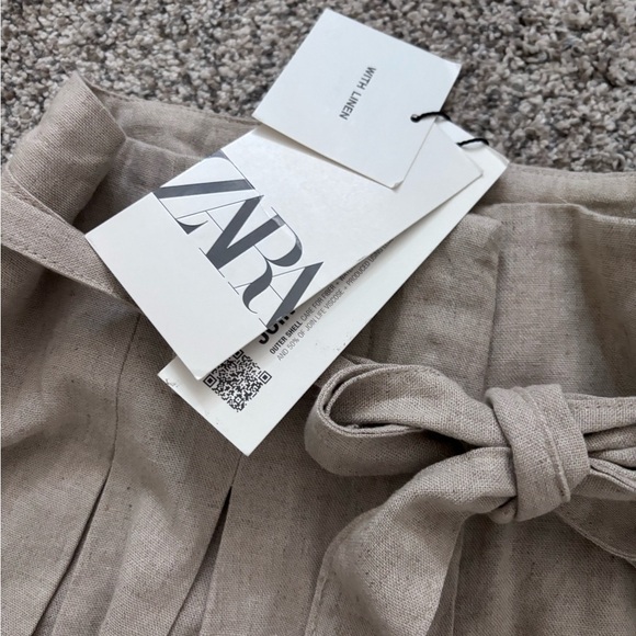 Zara Women's Tan A-Line Shorts - Picture 3 of 5